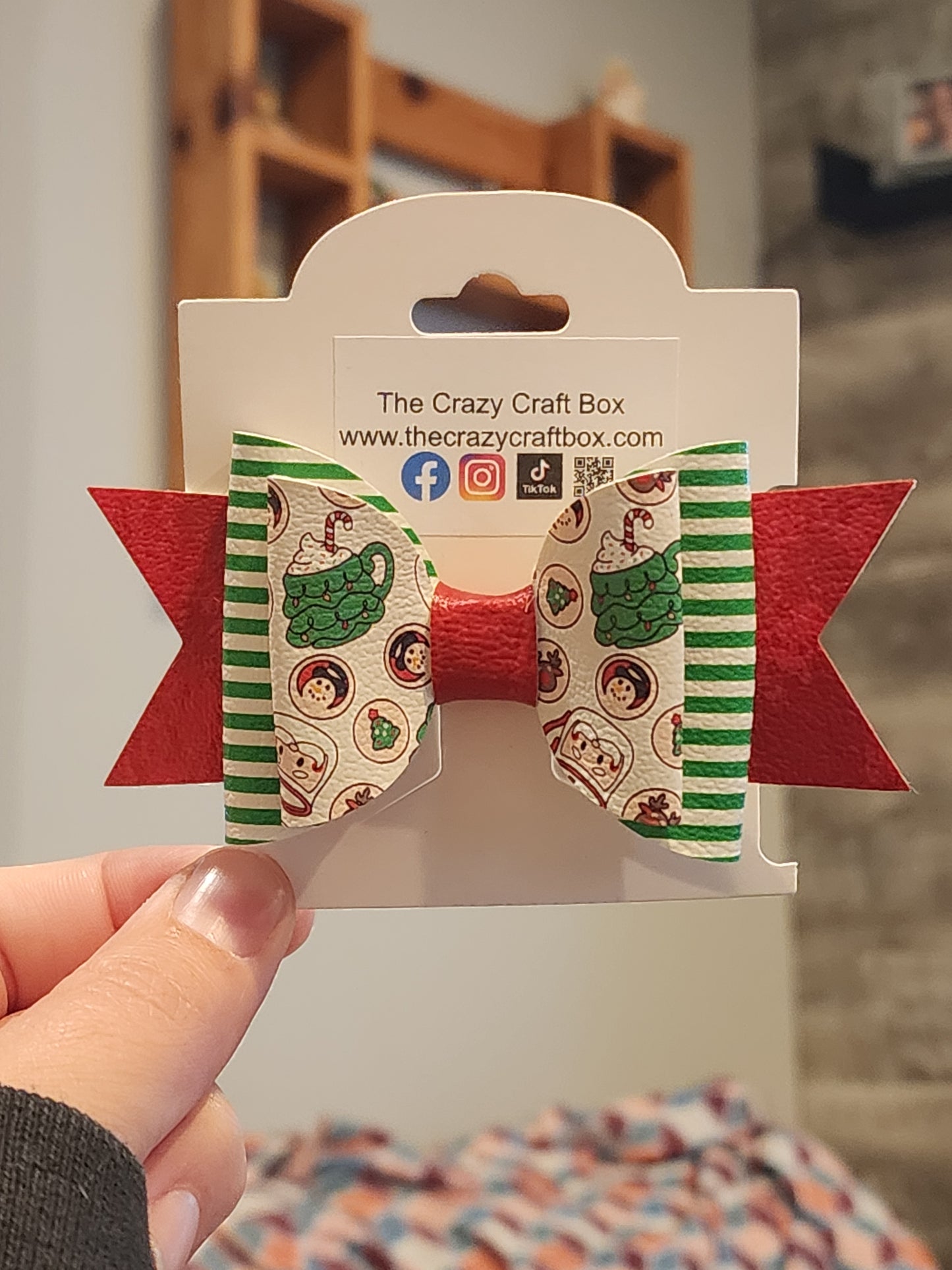 Christmas Hair Bows – Holiday Glitter Faux Leather Bows – Festive Plaid, Santa & Ornament Designs – Christmas Hair Accessories for Girls, Toddlers & Pets