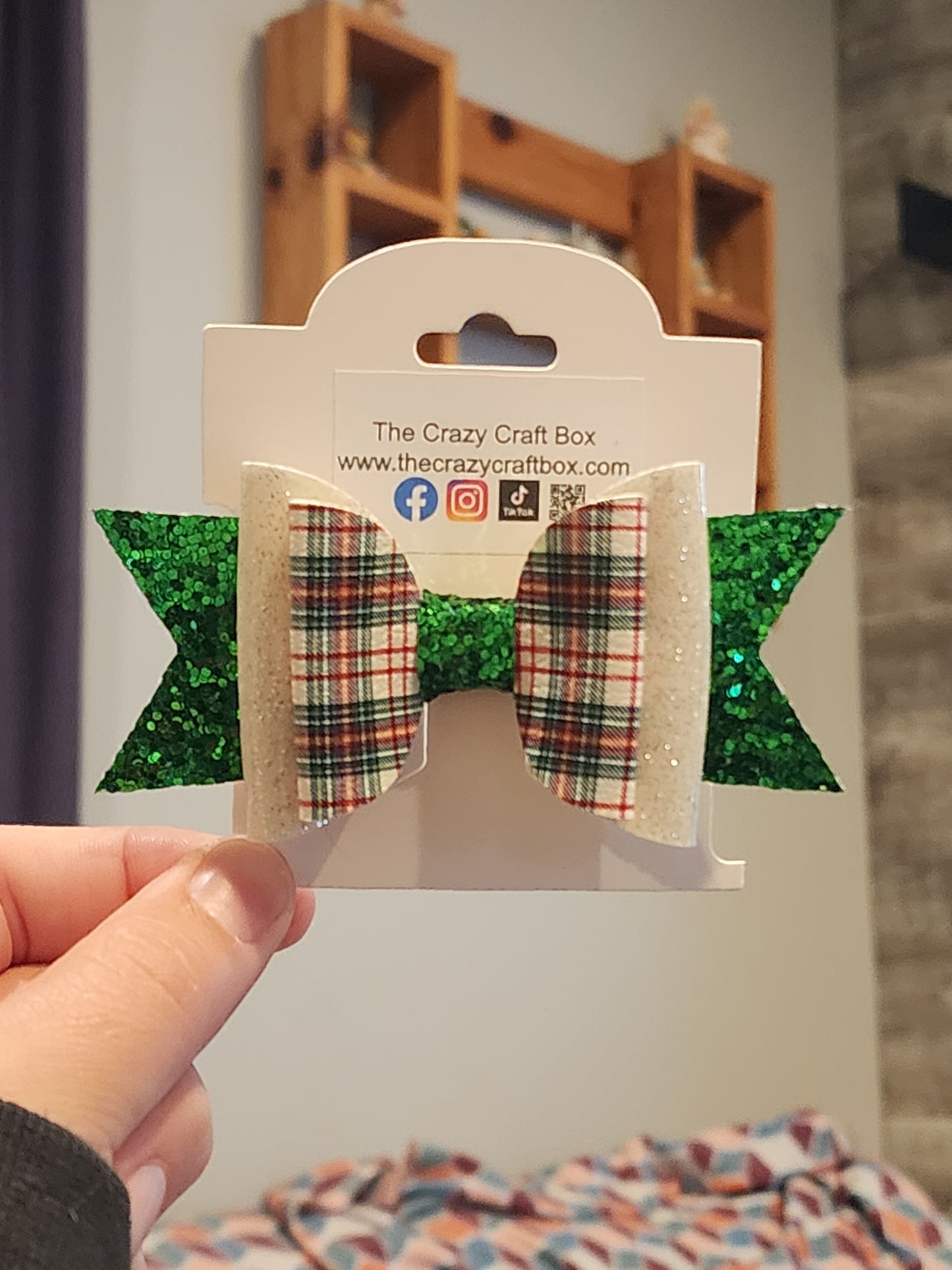 Christmas Hair Bows – Holiday Glitter Faux Leather Bows – Festive Plaid, Santa & Ornament Designs – Christmas Hair Accessories for Girls, Toddlers & Pets