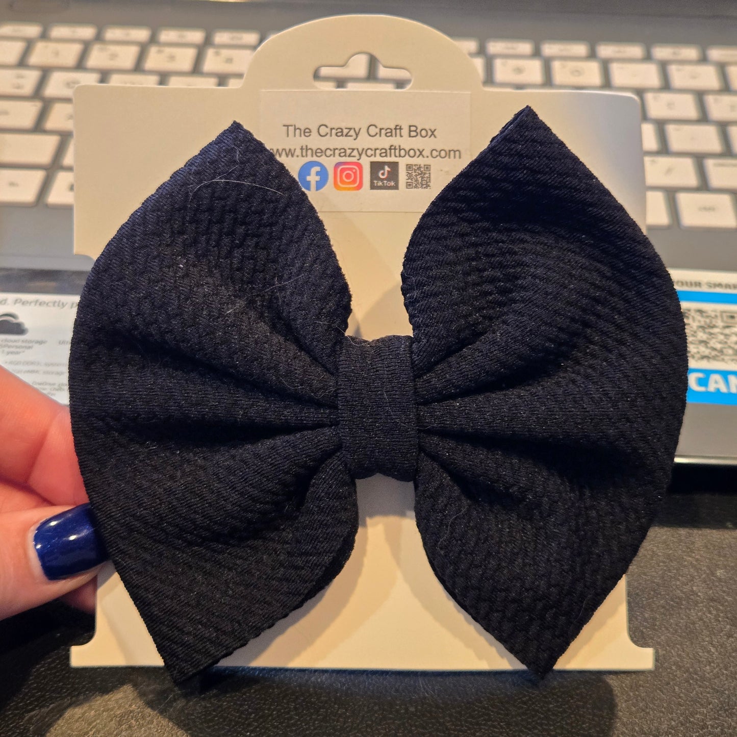 Black Hair Bows