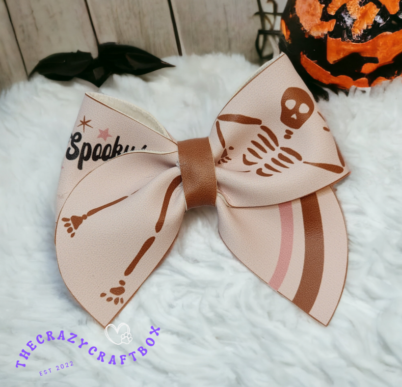 🎃 Spooky Ghost Hair Bow – Halloween Faux Leather Bow