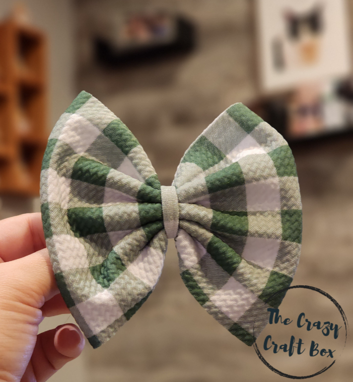 Green/White checked
